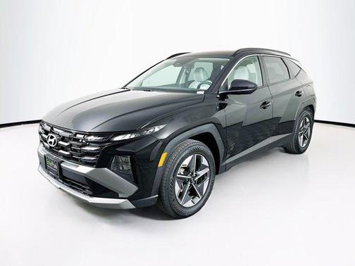 Phantom Black 2025 Hyundai TUCSON SEL
