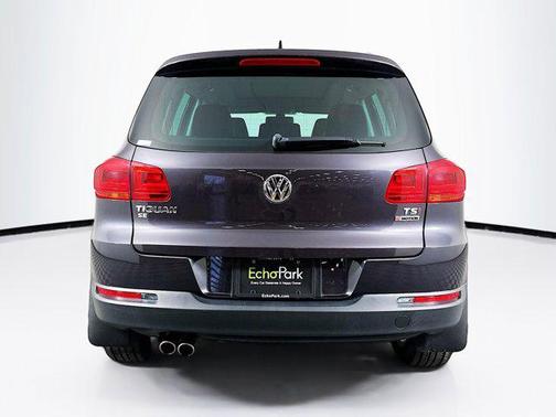 2016 Volkswagen Tiguan SE