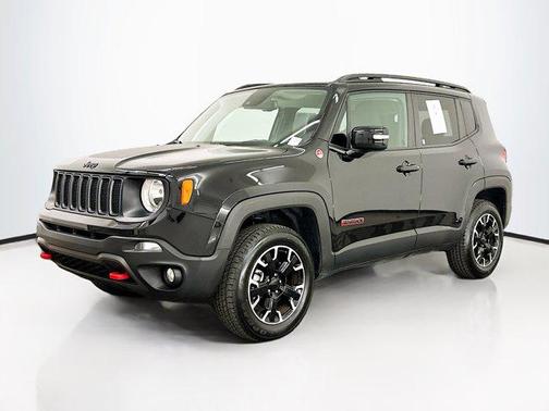 2023 Jeep Renegade Trailhawk