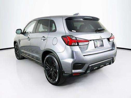 2025 Mitsubishi Outlander Sport 2.0 LE