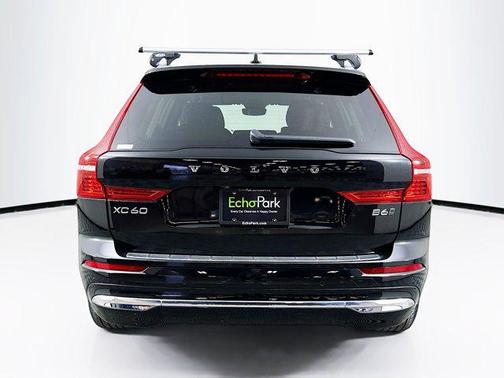 2022 Volvo XC60 B6 Inscription