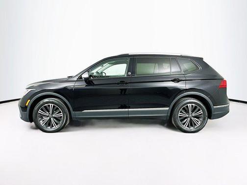 2024 Volkswagen Tiguan 2.0T Wolfsburg Edition