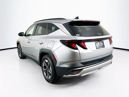 Shimmering Silver 2025 Hyundai TUCSON SEL