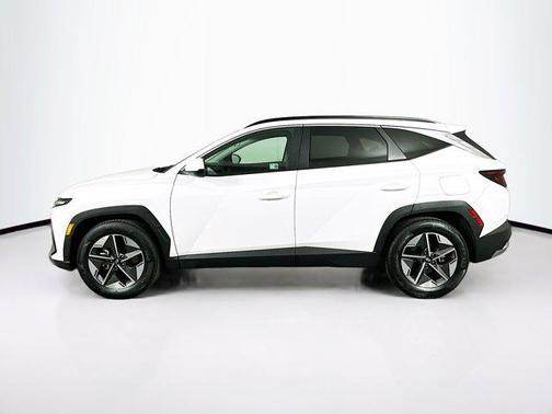 Serenity White Pearl 2025 Hyundai TUCSON SEL