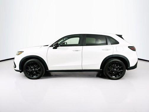 Platinum White Pearl 2024 Honda HR-V AWD Sport