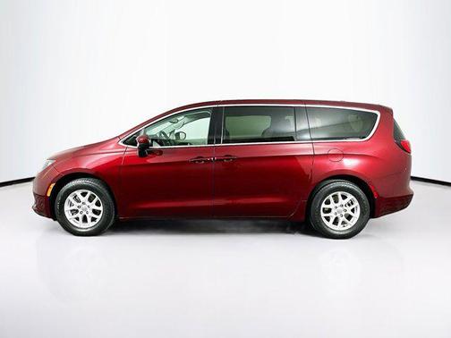 Velvet Red Pearlcoat 2017 Chrysler Pacifica Touring