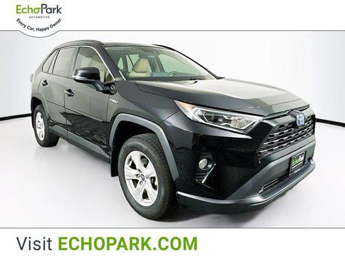 2020 Toyota RAV4 Hybrid XLE