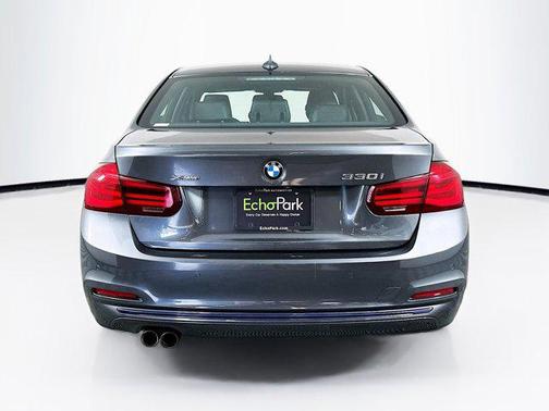 2018 BMW 330 xDrive