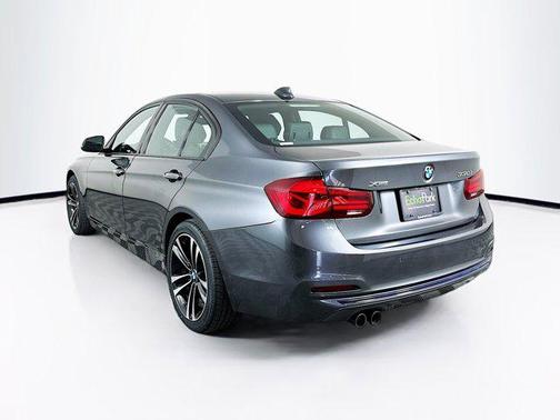 2018 BMW 330 xDrive