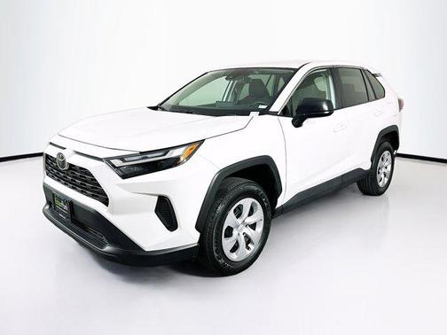 Ice Cap 2025 Toyota RAV4 LE