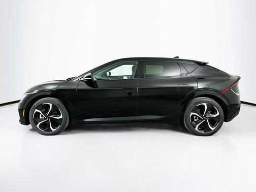 Aurora Black Pearl 2024 Kia EV6 GT-Line