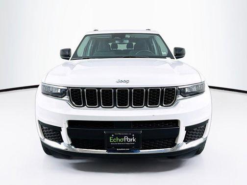 2022 Jeep Grand Cherokee L Laredo