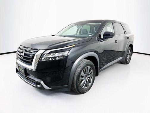 2024 Nissan Pathfinder S 4WD