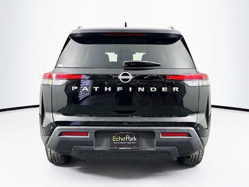 2025 Nissan Pathfinder SV FWD
