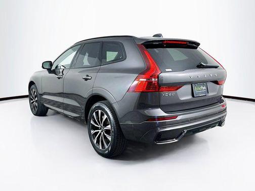 2025 Volvo XC60 B5 Plus