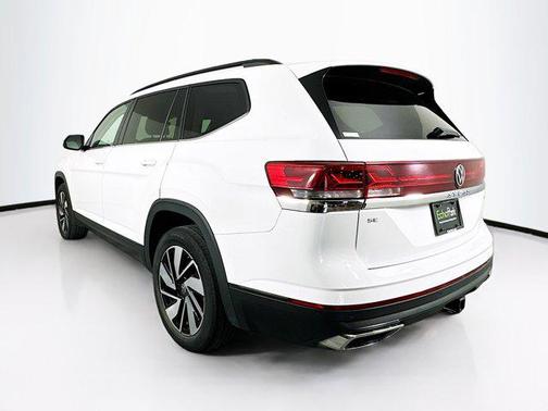 2024 Volkswagen Atlas 2.0T SE w/Technology 4MOTION