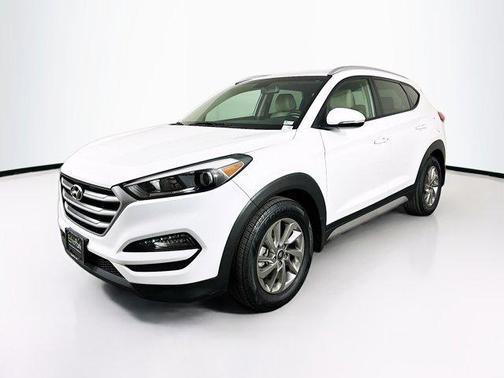 2017 Hyundai TUCSON SE Plus