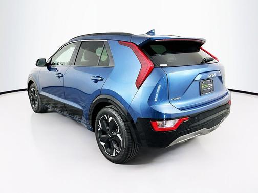 Mineral Blue 2023 Kia Niro EV Wind