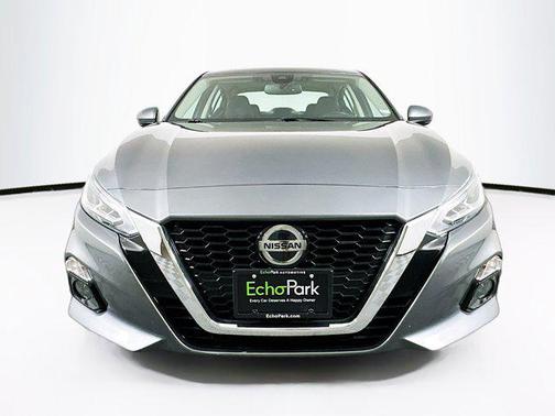 2020 Nissan Altima 2.5 SV