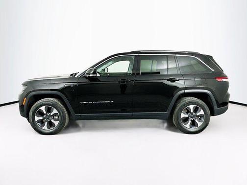 2022 Jeep Grand Cherokee 4xe Base