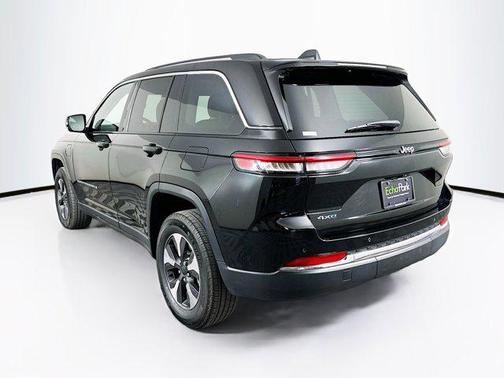 2022 Jeep Grand Cherokee 4xe Base