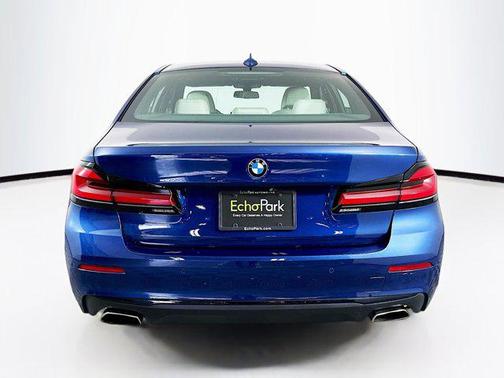 2022 BMW 530 i