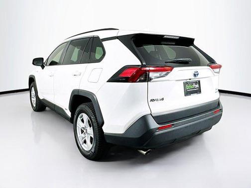 2020 Toyota RAV4 Hybrid XLE