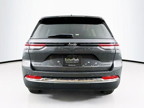 Baltic Gray Metallic Clearcoat 2022 Jeep Grand Cherokee Limited