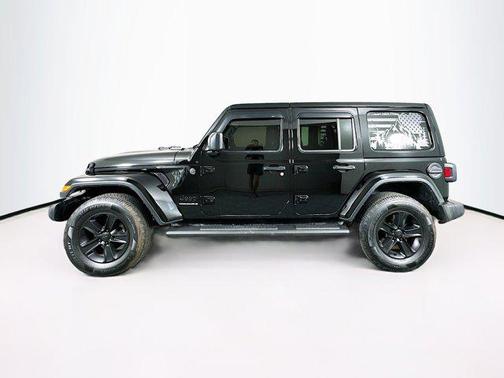 2023 Jeep Wrangler 4-Door Sahara Altitude 4x4