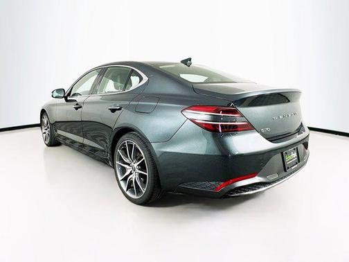2023 Genesis G70 2.0T AWD
