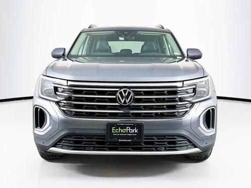 2025 Volkswagen Atlas 2.0T SE w/Technology 4MOTION