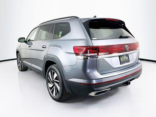 2025 Volkswagen Atlas 2.0T SE w/Technology 4MOTION