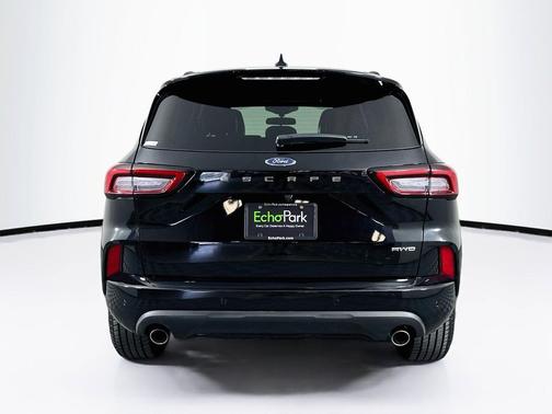 Agate Black Metallic 2024 Ford Escape ST-Line