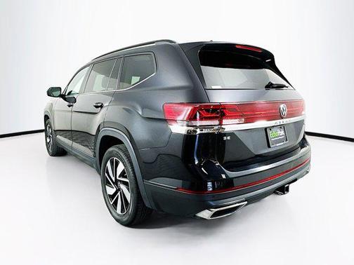 2024 Volkswagen Atlas 2.0T SE w/Technology 4MOTION