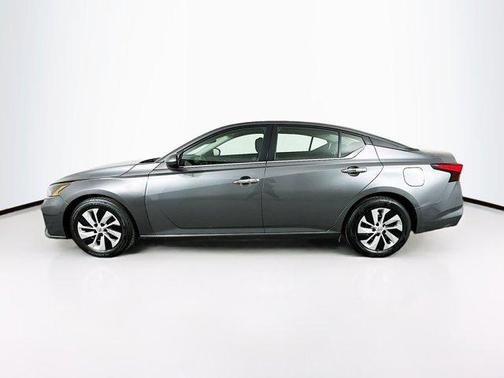 2023 Nissan Altima S FWD