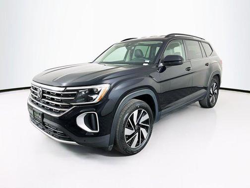 2025 Volkswagen Atlas 2.0T SE w/Technology 4MOTION