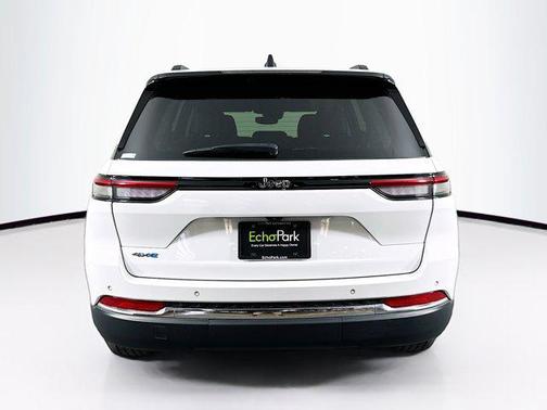 2022 Jeep Grand Cherokee 4xe Base