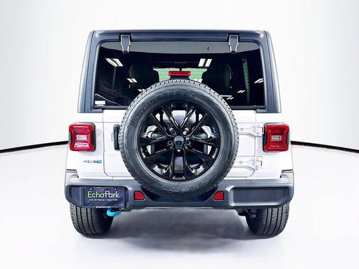 Bright White Clearcoat 2023 Jeep Wrangler 4xe Sahara