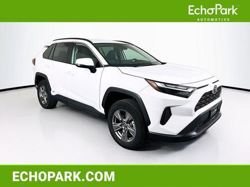 2025 Toyota RAV4 Hybrid XLE