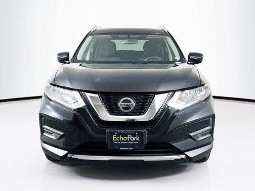 Magnetic Black 2018 Nissan Rogue SV