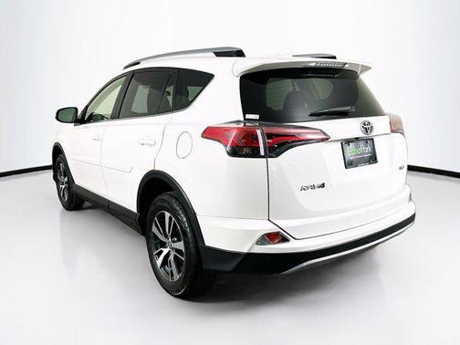 Super White 2017 Toyota RAV4 XLE
