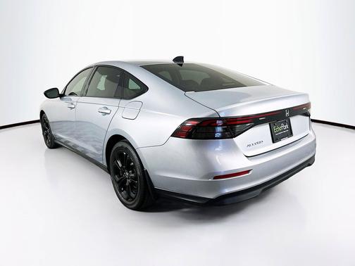 Solar Silver Metallic 2025 Honda Accord SE
