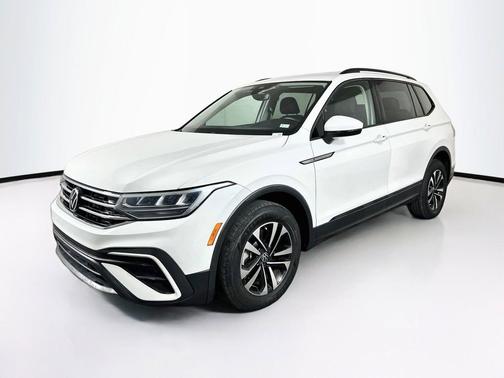 Pure White 2023 Volkswagen Tiguan 2.0T S