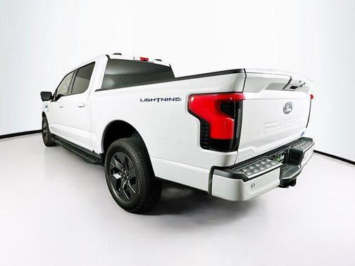 2024 Ford F-150 Lightning Flash