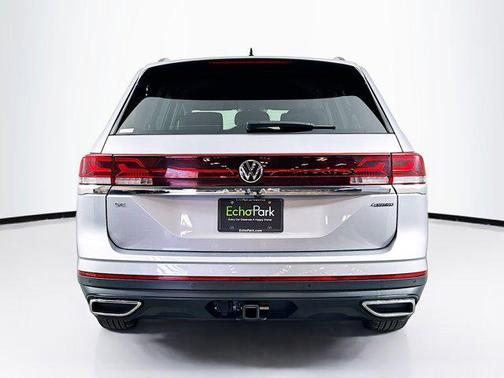 2025 Volkswagen Atlas 2.0T SE w/Technology 4MOTION