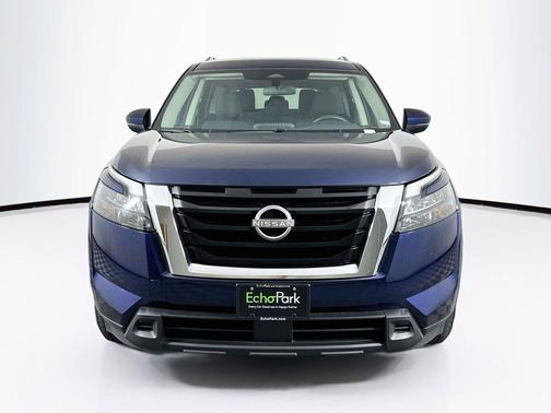 Deep Ocean Blue Pearl 2025 Nissan Pathfinder SV FWD