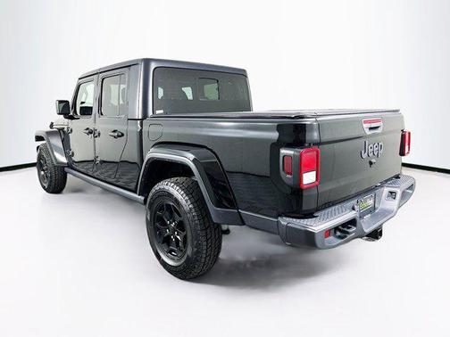 2022 Jeep Gladiator Sport