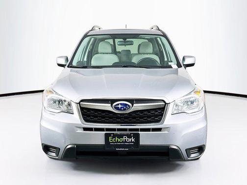 Ice Silver Metallic 2014 Subaru Forester 2.5i Premium