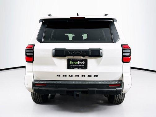 2025 Toyota 4Runner TRD Off Road