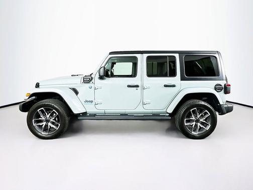 Earl Clearcoat 2024 Jeep Wrangler 4xe Sport S